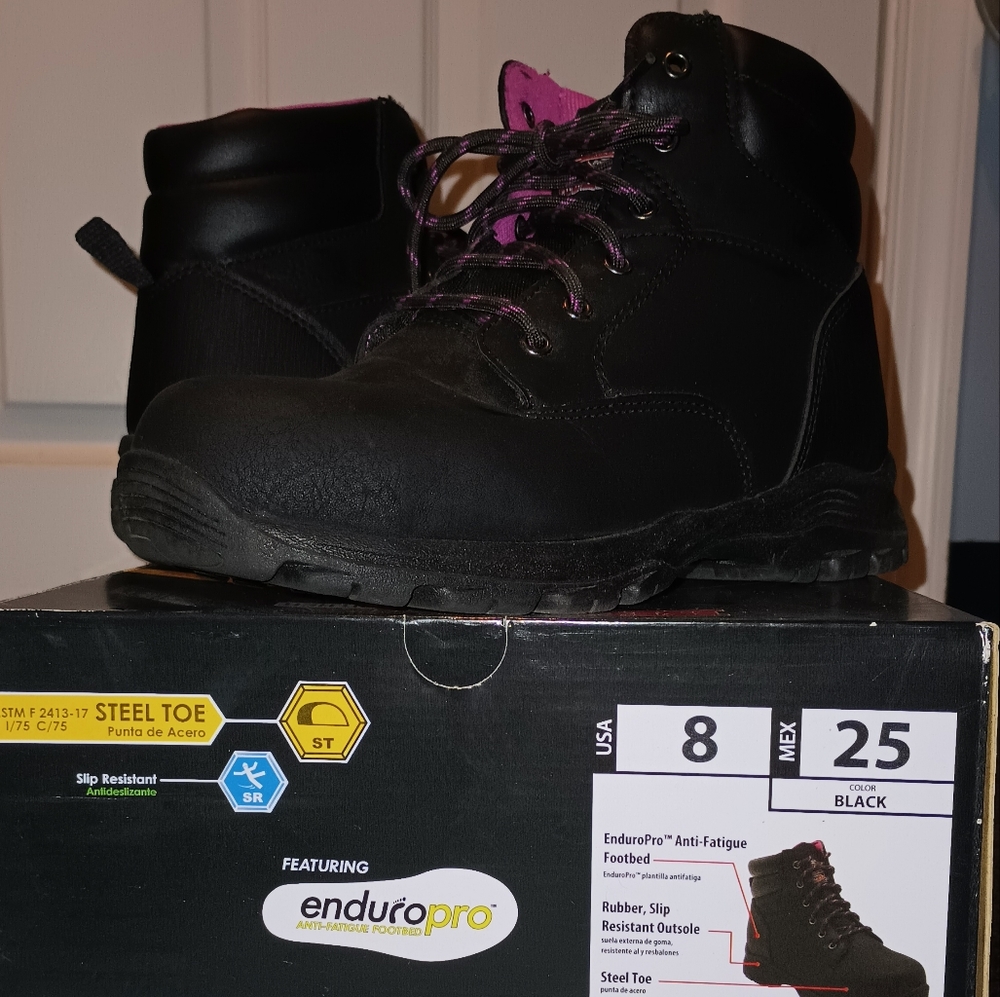 Wore twice women's steel toed boots size 8